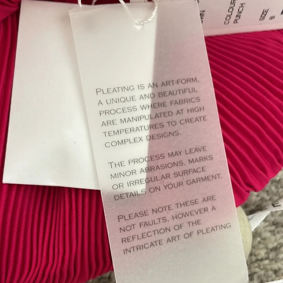 NWT L’idee Soirée Pleated Halter Neck Side Slit Gown Size AU8/US4 Hot Pink - Picture 9 of 10